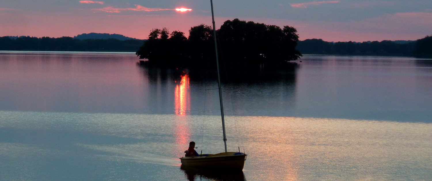 Hotel-Seerose-Bad-Malente_Segler Sundown Dieksee Hotel-Seerose-Bad-Malente_Segler Sundown Dieksee